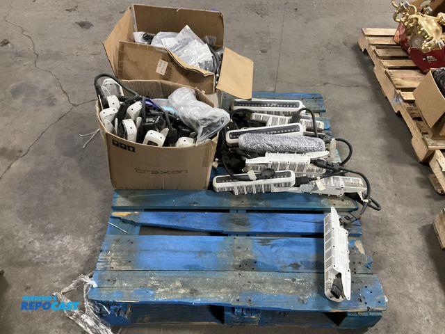 Lot 2-77062 - Lot of ColorCast 14 Lighting, Class 2 LED, 123-000007