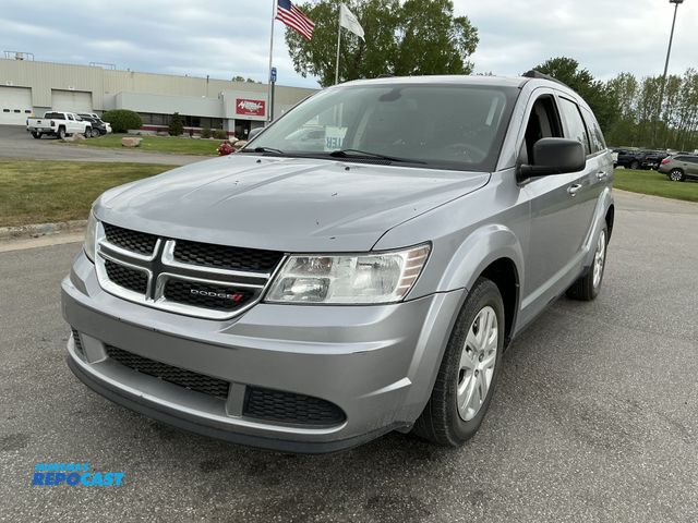 Lot 2-16211 - 2018 Dodge Journey SE SUV FWD
