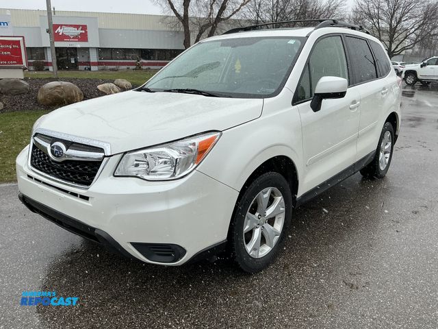 Lot 2-43750 - 2016 Subaru FORESTER 2.5i Premium PZEV CVT SUV AWD