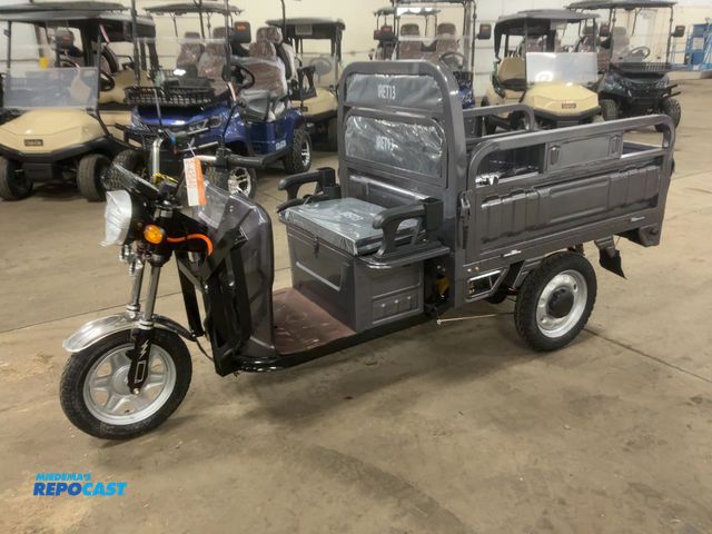 Lot 2-42540 - 2026 SDLANCH  IRET13 Electric Tricycle