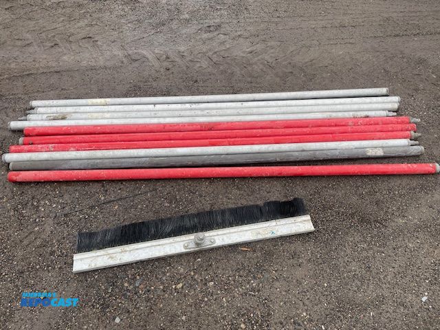 Lot 2-72699 - 1 Lot of 10 aluminum bull float extension poles and 1 finish broom, some poles may need new ends.