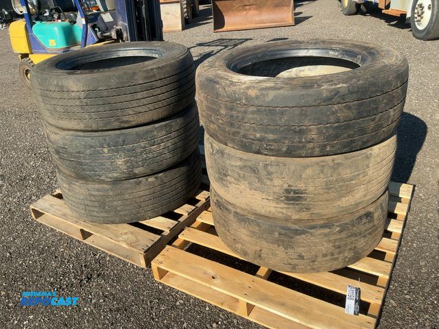 Lot 2-11198 - (6) Used 295/60R22.5 Semi Tires off Car Hauler Semi Trucks/Trailers, one has nail in tread
