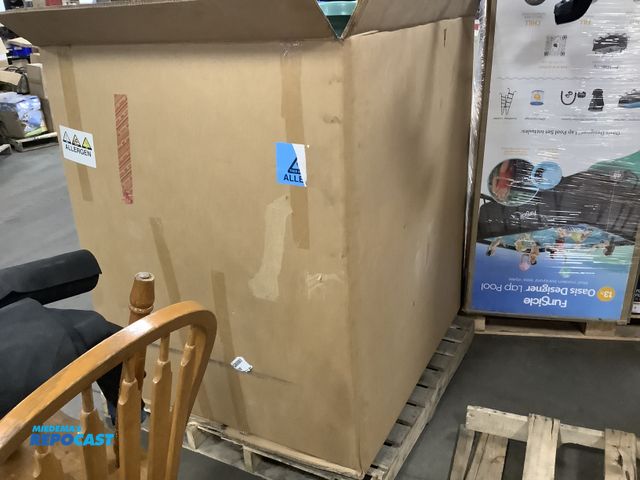 Lot 2-99201 - Big box of miscellaneous things