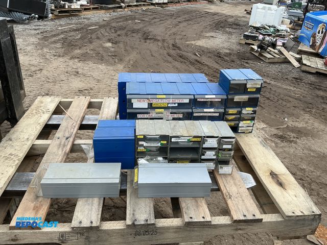 Lot 2-94691 - Set of Miscellaneous Industrial Parts Bins with the contents