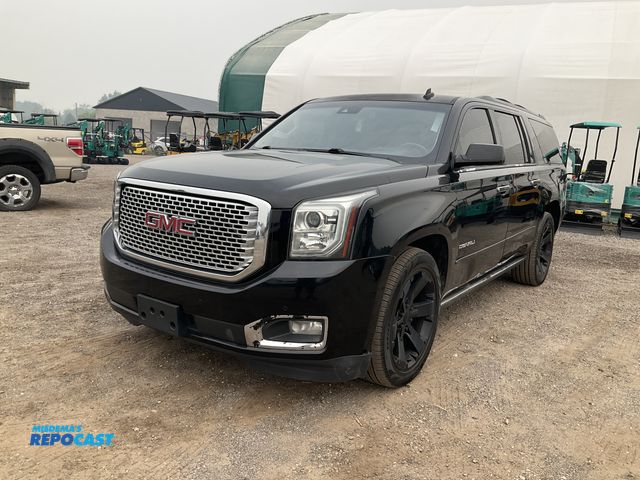 Lot 2-10518 - 2015 GMC Yukon XL Denali Wagon 4x4