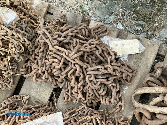 Lot 2-69377 - single tractor chain 18 inches wide x 102 inches long