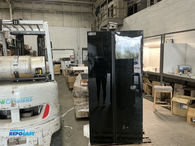 Lot 2-34953 - Suburban BCD456WK(E) 16cu ft RV Refrigerator