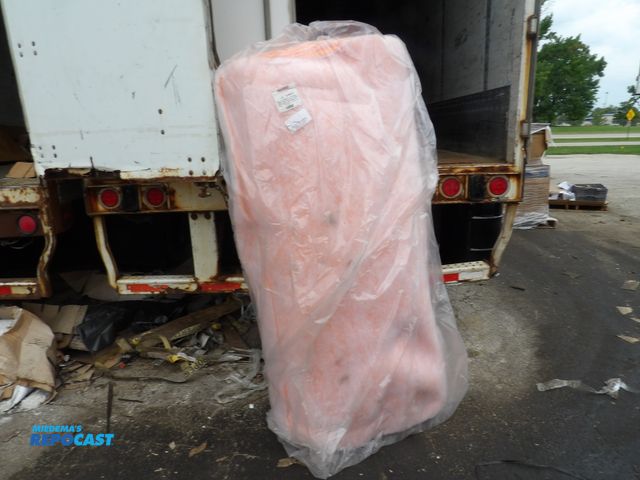 Lot 2-51011 - grainger air filter roll, 72" x 90ft, 1" thick, merv 8, 625 FPM, #2jRY7