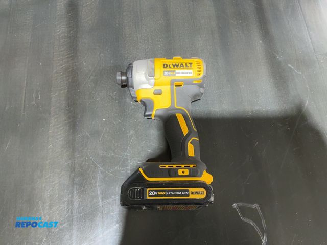 Lot 2-53622 - DeWalt DCF787 1/4” Cordless Impact Driver(DOBSON)