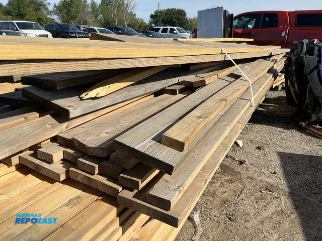 Lot 2-96325 - Lot of lumber