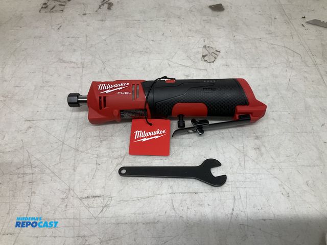 Lot 2-25863 - Milwaukee 2486-20 1/4” straight die grinder fits M12 batteries