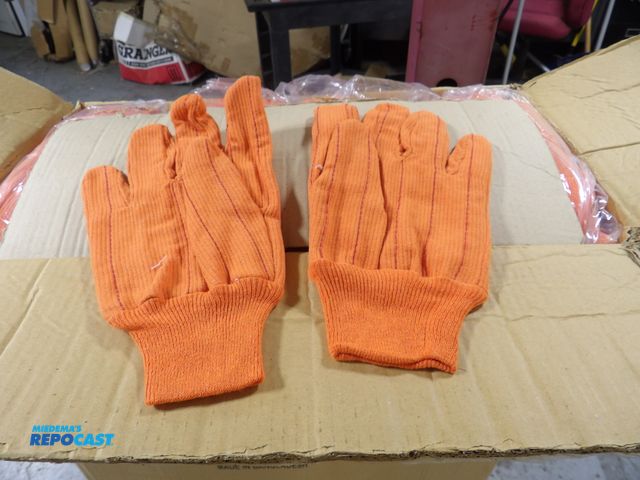 Lot 2-53979 - lot fo 144 pairs of general purpose canvas gloves, large, #4NMU6