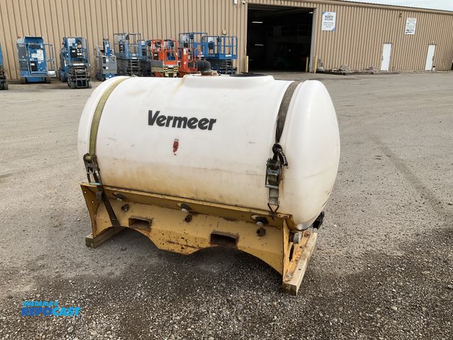 Lot 2-40850 - Vermeer 300 gallon poly tank mounted on a steel skid with fork pockets, used, missing top lid
