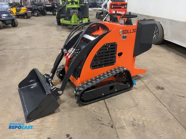Lot 2-42100 - 2025 SDLANCH SDLL30 Mini Skid Steer Loader