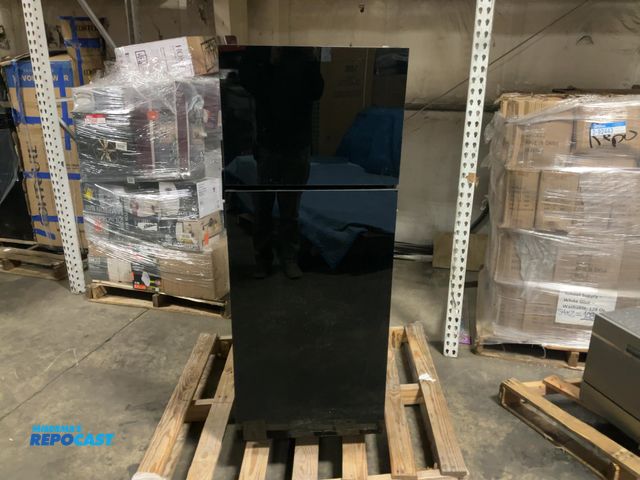 Lot 2-74072 - Norcold NV10DCSSR 12 Volt RV refrigerator, 23” x 24.5” x 59” T