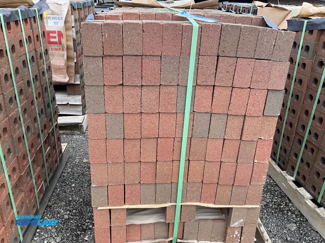 Lot 2-91525 - Belden Brick Company (1) Pallet of MOD RUBIGO BLD VEL 082527 Rubigo Red Velour Brick