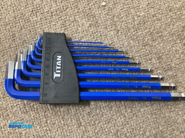 Lot 2-91288 - New Titan 9 piece Extra Long Metric Ball End Hex Key Set. From 1mm to 10mm.  Ball end allows up to 2...