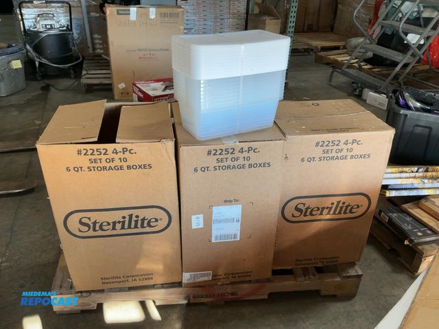 Lot 2-27134 - Lot of 3 boxes of sterilite 6 qt. storage boxes, #2252, each bundle is a set of 10