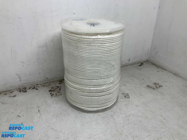 Lot 2-92459 - Baron 1/4" x 1800' Diamond Braid Nylon &amp; Poly Rope 55012