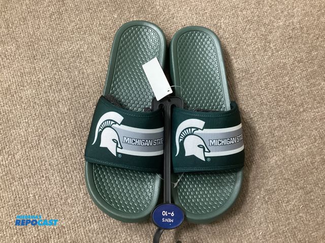 Lot 2-11078 - New Michigan State Spartans slides by FOCO. Officially licensed collegiate products. Men’s size 9-10