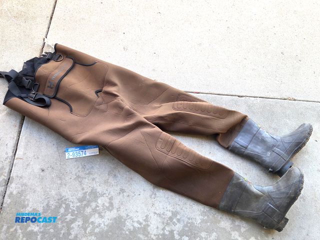 Lot 2-93574 - Hodgman insulated waders, size 9. Consignor states used only a couple times.