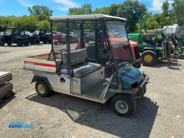 Lot 2-46574 - Club Car Turf 2 Carryall Golf Cart