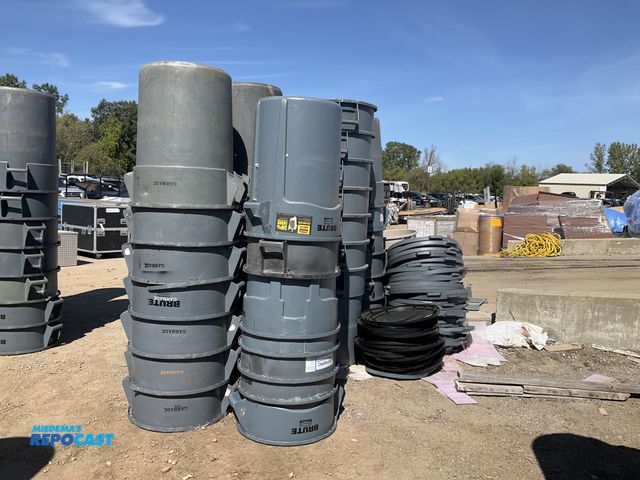 Lot 2-33349 - Lot of 50+ heavy duty assorted size and condition Rubbermaid brute plastic stackable trash cans with...