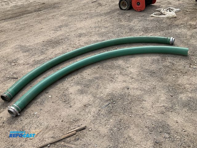 Lot 2-96125 - 2 Green PVC Suction Hoses