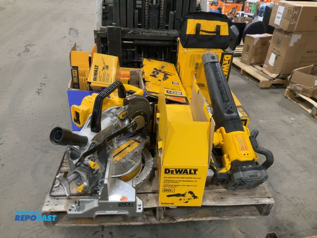 Lot 2-19532 - Large lot of DeWalt 20V max tools includes: 20V miter saw, reciprocating saw, chain saw, circular sa...