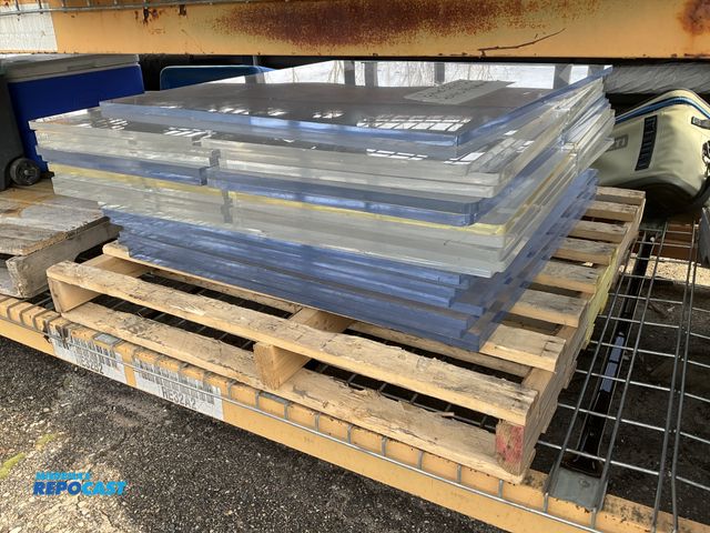 Lot 2-65724 - Skid lot of approx. 3’x3’ square pieces of plexiglass