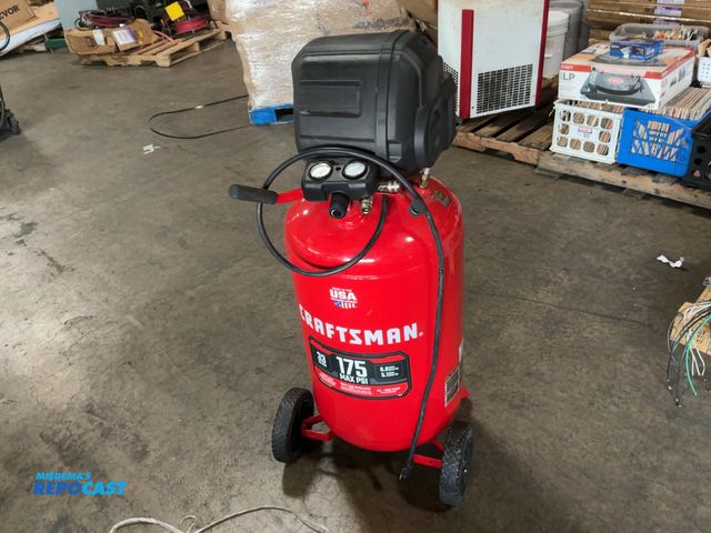 Lot 2-18376 - Craftsman 33 gallon air compressor 175 max psi model: CMXECXM331