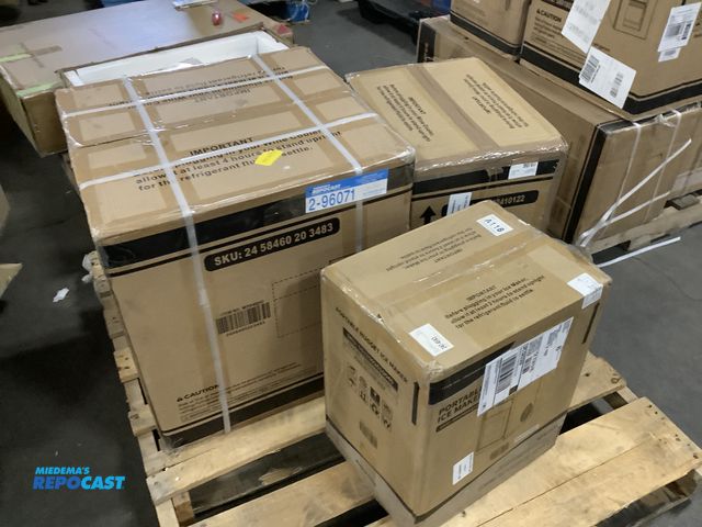 Lot 2-96071 - Lot of appliances including a beverage cooler and a wine cooler, and a nugget ice makers.