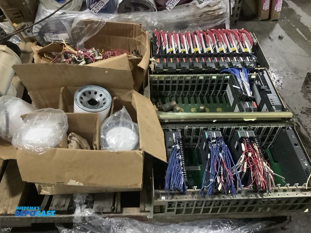 Lot 2-10332 - Skid lot with Allen-Bradley 1771-A4B 16-slot I/O Chassis’, a Foote 3-speed Transmission, Spin-on Fil...