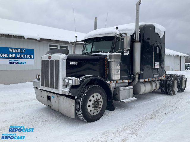 Lot 2-60545 - 2006 Peterbilt 379-Series Semi Truck