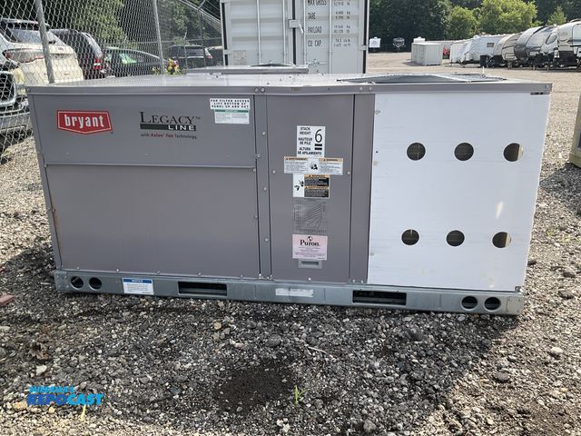 Lot 2-10298 - Bryant CRPWREXH Packaged Rooftop Unit