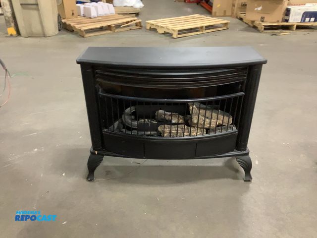 Lot 2-35466 - 32” W x 11” L x 25” T Freestanding Gas Fireplace