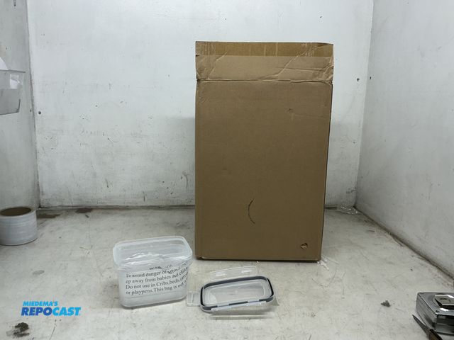 Lot 2-73357 - VTOPMART Airtight Food Storage Containers