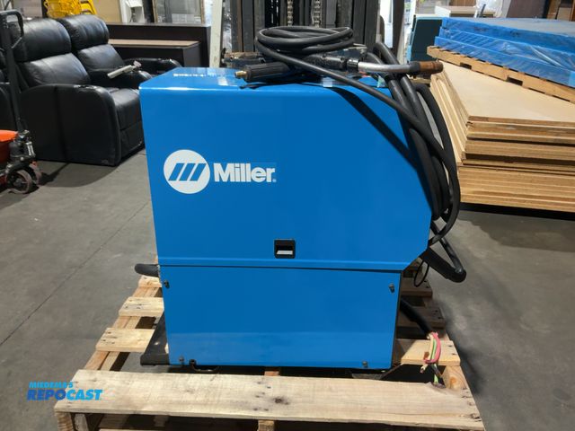 Lot 2-22622 - Miller Millermatic 350P industrial-grade, multi-process pulsed MIG welder