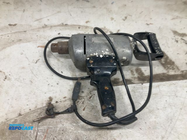 Lot 2-27139 - craftsman 1/2 drill, 110 volt