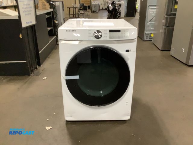 Lot 2-55255 - Scratch & Dent Electric Free Standing Samsung DVE45B6300W Dryer