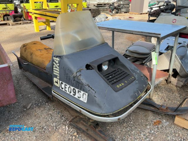 Lot 2-67748 - 1974 John Deere X4 Snowmobile