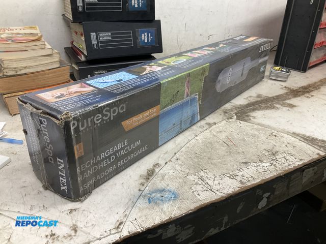 Lot 2-92015 - Lot of (1) pure spa rechargable hand held pool vacuum.