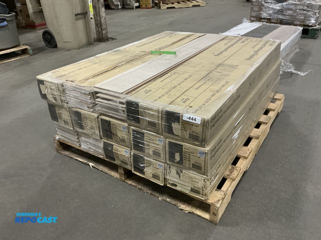 Lot 2-95954 - Skid of (15) Boxes of Click Lock Engineered Hardwood Flooring Planks, 23.64 sq. ft. per box - 354.6 ...