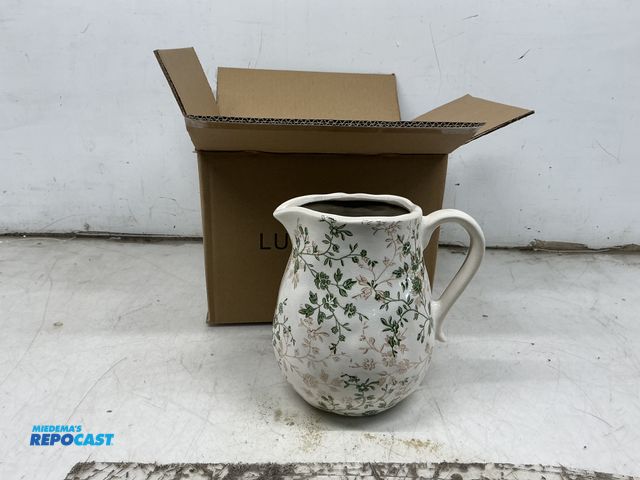 Lot 2-92715 - Ronasip Green Floral Ceramic Flower Vase