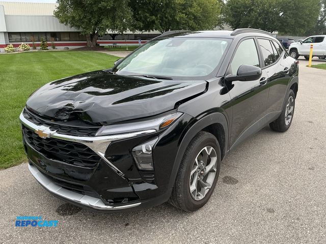 Lot 2-44003 - 2026 Chevrolet Trax LT SUV FWD