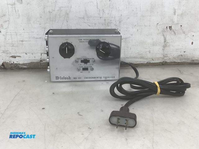 Lot 2-27394 - mcintosh environmental equalizer model MQ102