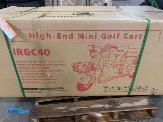 Lot 2-42596 - New SDLANCH IRGC40 3-Wheel Mini Electric Golf Cart / Scooter, 60 Volt, 600 Watt Motor, Three Speed, ...