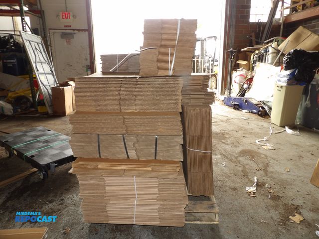 Lot 2-53235 - new quartet dry erase board, melamine aluminum frame, 48 x 72" #8535-8N-24
