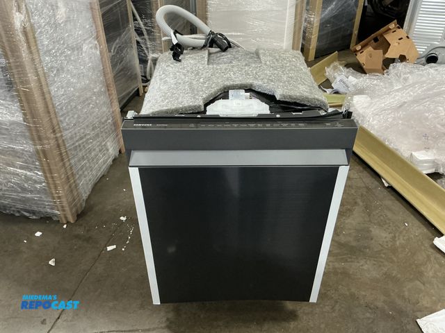 Lot 2-55226 - Scratch & Dent Samsung DW80CG5450MT Built-In Tall Tub Smart Dishwasher in Matte Black with StormWash...