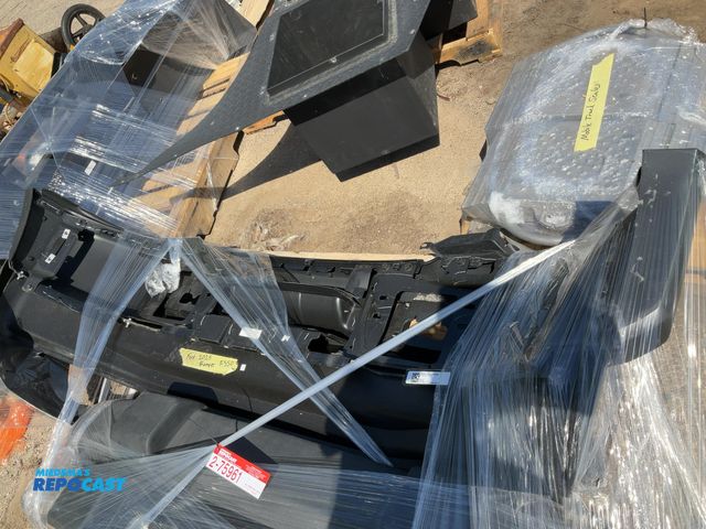 Lot 2-75925 - Ford F350 2025 bumper